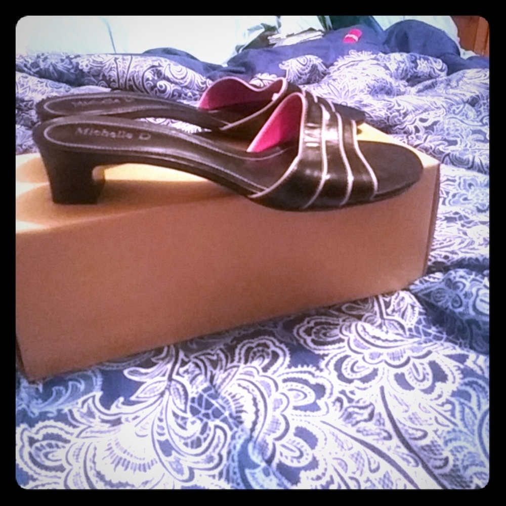 Womens shoes